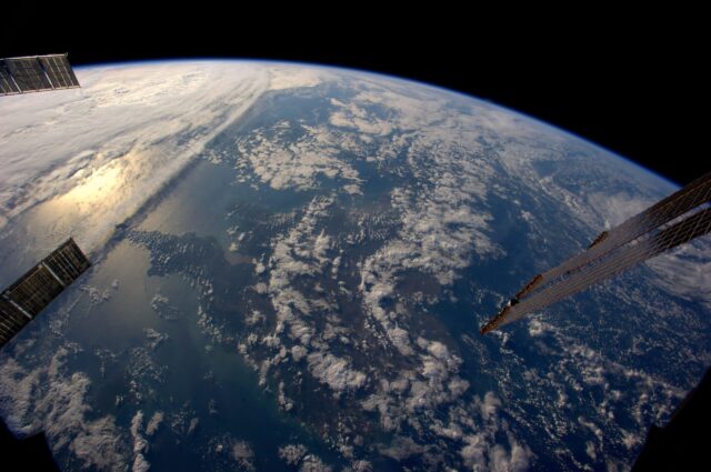 ALLARME NASA: «I cambiamenti climatici stanno cambiando la rotazione della Terra», tanti i pericoli