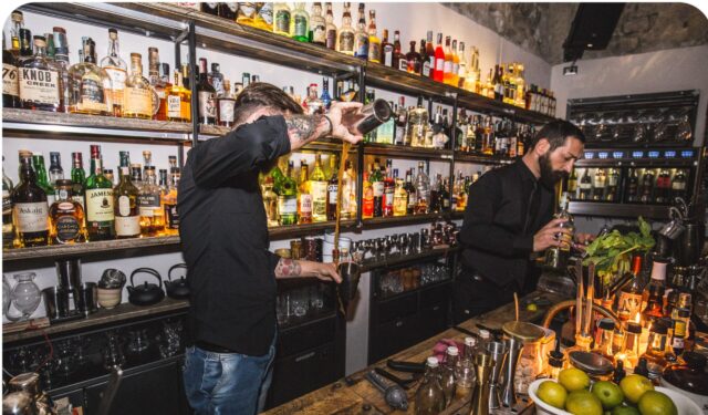 “Rassegna inebriante” da Opera Taste Factory: a ciascuno la sua birra giovedì 16 maggio