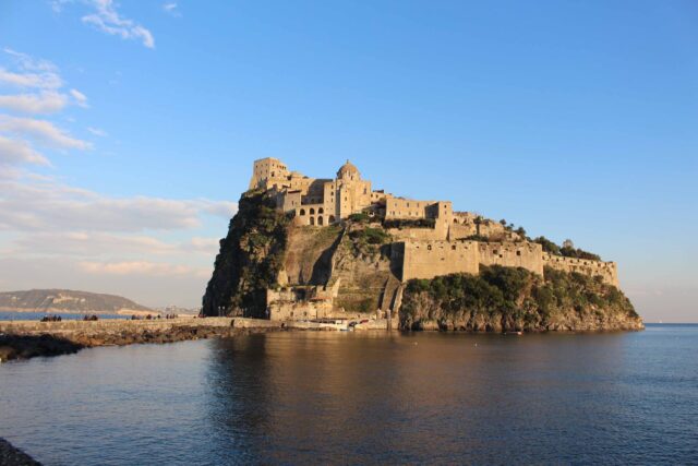 Ischia, smentita sequestro Castello Aragonese