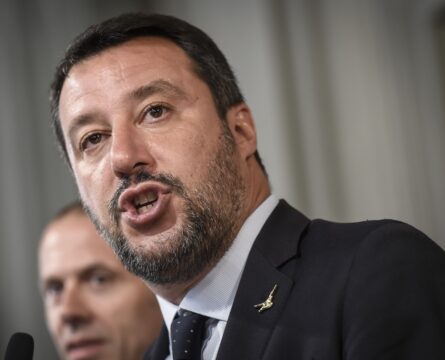 Salvini: “Sta nascendo governo delle poltrone e dei poteri forti…”