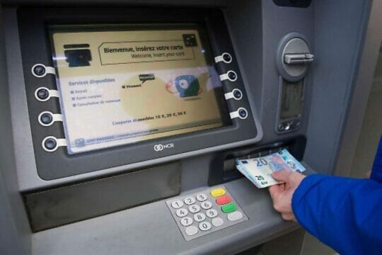 Ultim’ora, bancomat down in tutta Italia: pagamenti e prelievi negati