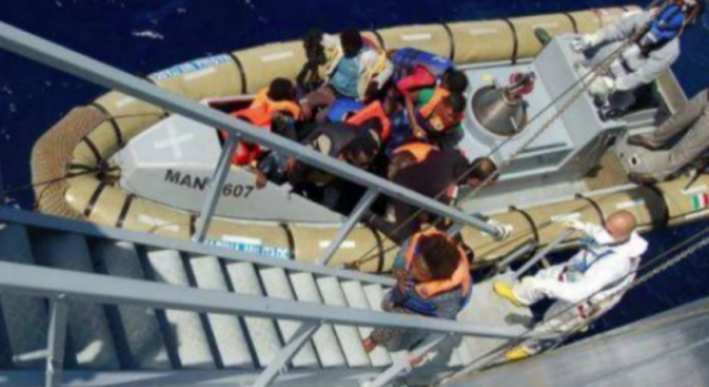 Ultim’ora Italia: ancora sbarchi nella notte a Lampedusa, arrivati altri 108 migranti
