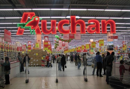 Detersivo nell’acqua minerale, Auchan ritira milioni di bottiglie dai suoi supermercati