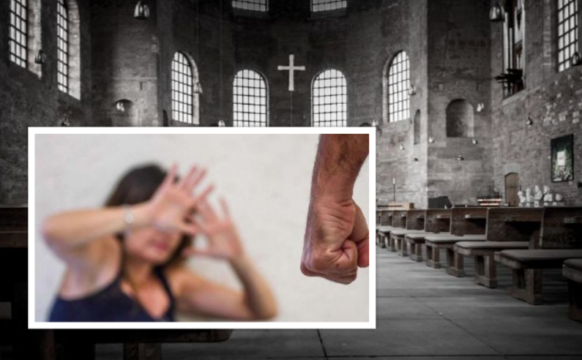 “Dai, preghiamo insieme”. Aggredita a pugni e calci, donna violentata in chiesa in pieno giorno