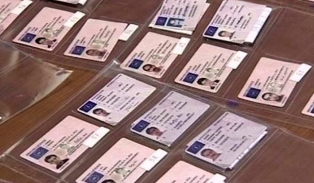 Scandalo in Campania, rilasciavano patenti di guida false: 13 arresti e 49 indagati