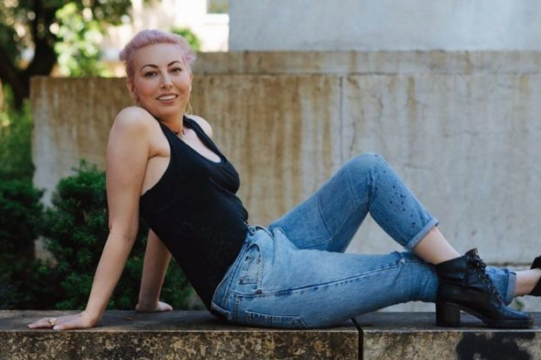 E’ morta Elisabetta Cirillo: ha raccontato col sorriso la sua lotta contro il cancro