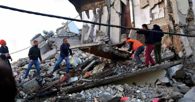 Terremoto devastante  : almeno 20 morti e 300 feriti.Si scava tra le macerie