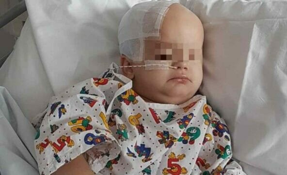 «E’ solo un pò di febbre, vada pure a casa» Bimbo di 3 anni muore per un tumore al cervello