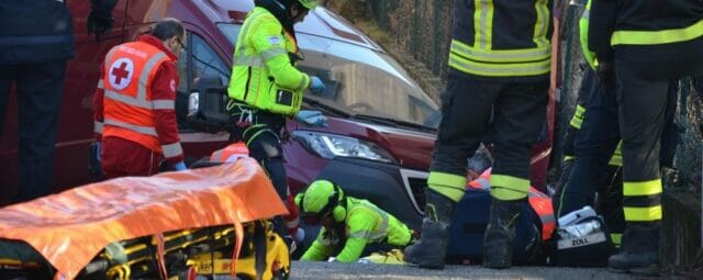 Tragico incidente in Autostrada A1 in direzione Napoli: un morto e tre feriti