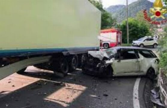 Ultim’ora Italia: terribile incidente sulla strada statale, morto un uomo