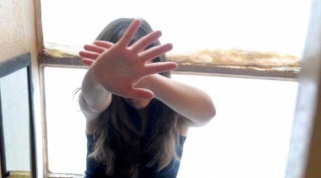 “Bimbi dai 10 ai 13 anni costretti a prostituirsi”. Vergogna in Italia, la denuncia di una pm