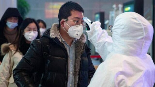 “Stiamo rischiando grosso”. Uomo ritorna dalla Cina e si chiude in casa per il Coronavirus