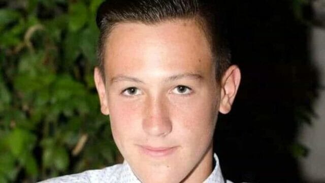 “Lo hanno trucidato”. 17enne ucciso dopo una tortura con l’accetta