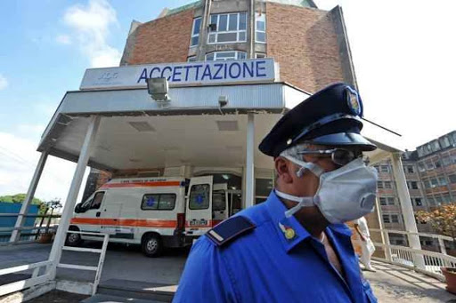 Allarme meningite a Napoli, gravi due persone