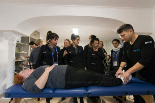 20 massaggiatori professionisti formati DREAM MASSAGE alla corte della Rai a Sanremo