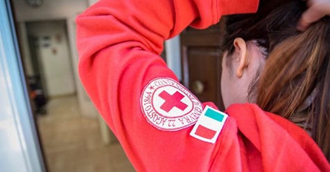 Coronavirus, la Croce Rossa avverte: “Ancora tanta gente in strada”