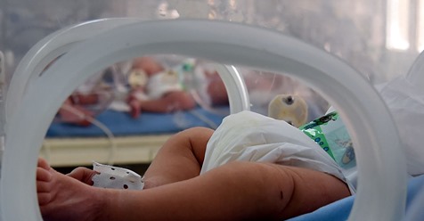 Dramma in ospedale, la piccola non respira bene: muore a soli 4 mesi
