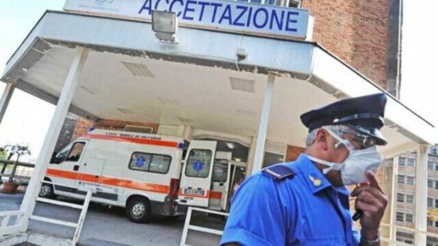 Coronavirus in Campania, guarita la ragazza di 26 anni: dimessa dall’ospedale