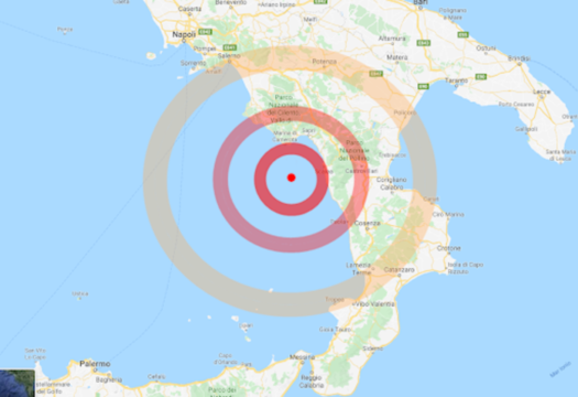 Il terremoto spaventa il Sud Italia: la terra trema sei volte