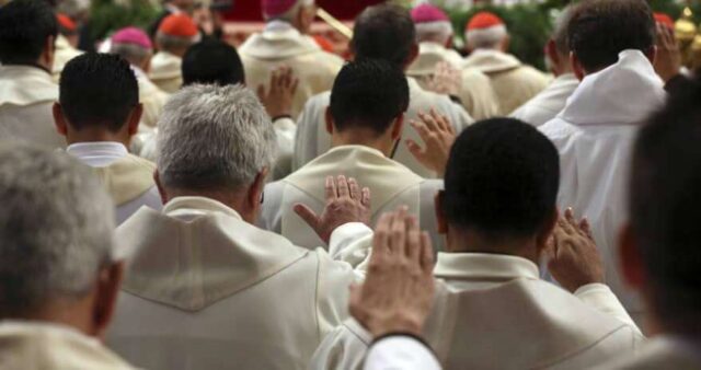 +++ Ultim’ora Urgente: quattro sacerdoti positivi al CoronaVirus. Appello a tutti i Fedeli +++