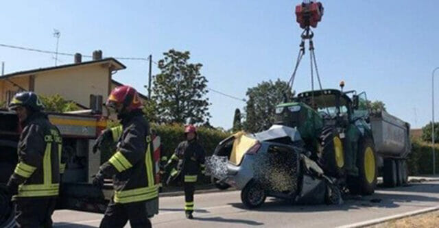 Ultim’ora Italia, tragedia in strada: il nonno la travolge col trattore, morta bimba di 4 anni