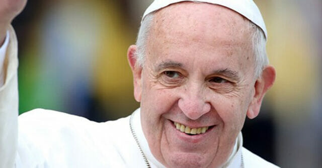 Papa Francesco dimesso dal policlinico Gemelli: “ha manifestato la volontà di essere presente alle celebrazioni pasquali”
