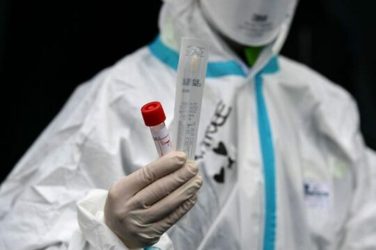 Ultim’ora Coronavirus, il bollettino: ancora record di contagi, sono più di 30mila e 199 morti