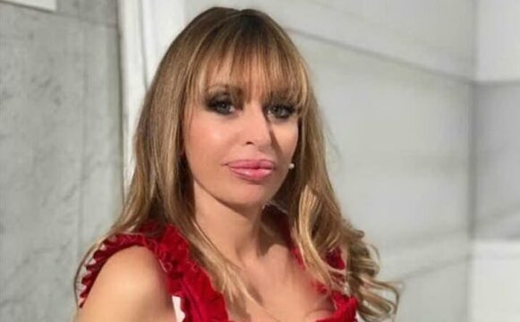 Ballando con le Stelle: Carlucci rassicura il pubblico, Alessandra Mussolini sarà in finale!