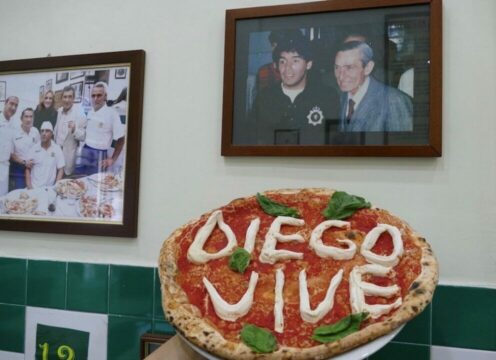 L’antica pizzeria da Michele aderisce a “Racconta Food” un QR code per una storia lunga 150 anni che parla anche di Maradona