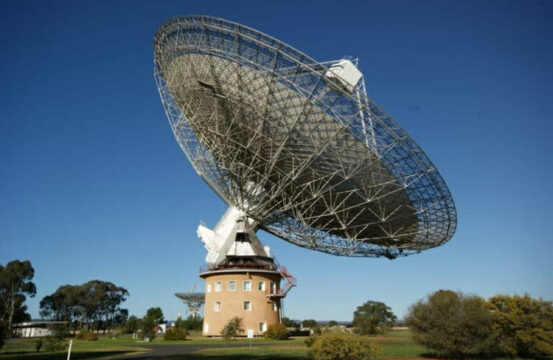 Captato un misterioso segnale radio da Proxima Centauri”: gli scienziati “cacciatori di alieni” al lavoro per decodificarlo