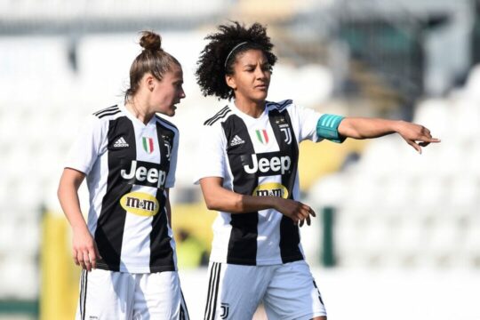 Calcio femminile: volano Juve e Milan, Napoli a rischio retrocessione