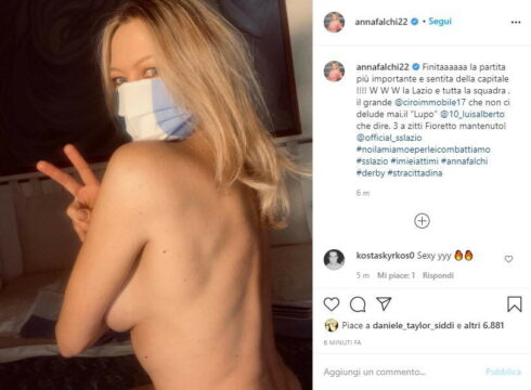Anna Falchi nuda infiamma i social dopo la vittoria della Lazio
