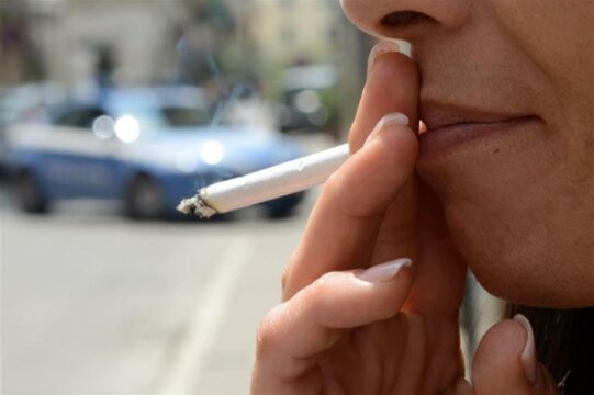 Scatta da oggi il divieto di fumo all’aperto: Multe fino a 240 euro