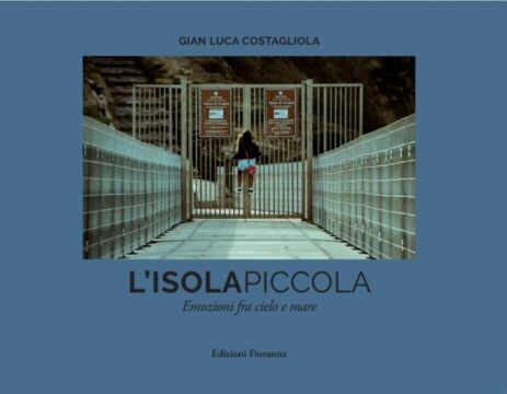 Procida/L’Isola Piccola – Emozioni tra cielo e mare di Gianluca Costagliola