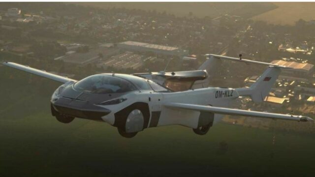 AirCar, arriva la svolta per il futuro: l’auto in due minuti diventa aereo