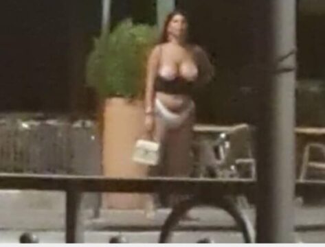 Prostituta in piazza Tasso a Sorrento, indignazione in costiera