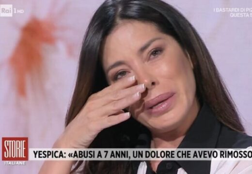 Aida Yespica, terribile dolore a Storie Italiane: ” Sono stata violentata”. Eleonora Daniele in lacrime