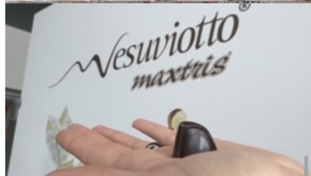 VESUVIOTTO  Maxtris apre al cioccolato nel mondo