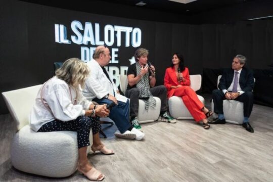 Il Salotto delle Celebrità: la nuova hospitality che “coccola” i Vip e promuove le eccellenze imprenditoriali e artigiane durante il Festival del Cinema di Venezia