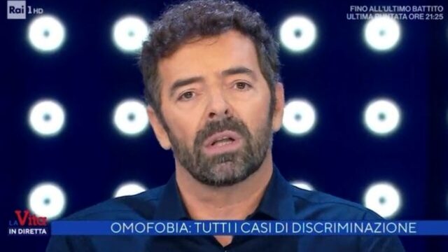 Alberto Matano fa coming out in diretta tv su Rai1: «Anche io vittima di omofobia»