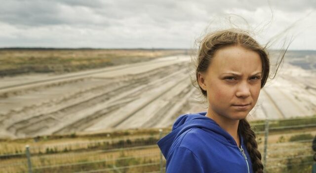 Greta Thumberg da un ultimatum al mondo:” Il clima non perdona state violentando la Terra, moriremo”.