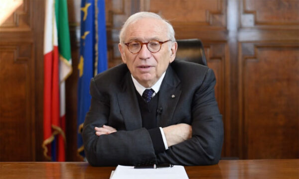 Scuola, il ministro Bianchi incontra i sindacati: “Nessun posticipo riaprirà in presenza”