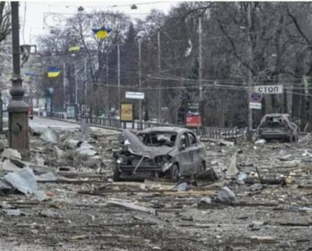 Zelensky : “Nessuno ci piegherà”. “Putin uccide i bambini bombe su Kharkiv e Marioupol”