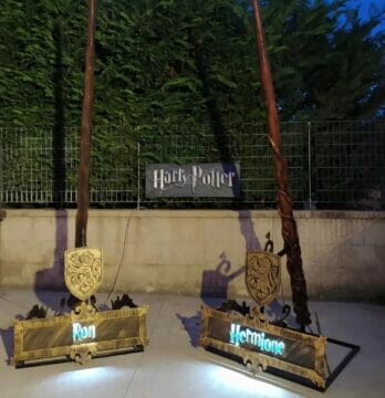 A Villa Campolieto arriva la magia di Harry Potter: bacchette giganti e scope volanti