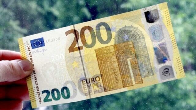 Bonus 200 euro, per i lavoratori dipendenti privati non è automatico: serve una dichiarazione