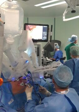 La chirurgia robotica del Pascale al congresso mondiale di urologia