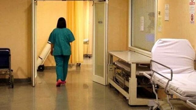 Infermiera muore a 42 dopo una crisi di panico improvvisa in servizio