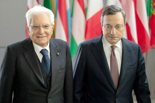 Ultim’ora: CLAMOROSO Mattarella ha respinto le dimissioni di Draghi.