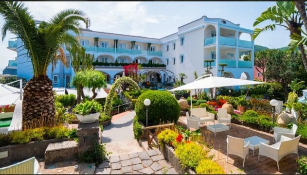 Il lusso dell’Hotel Hermitage Resort & Thermal spa ischitano: un’esperienza da favola