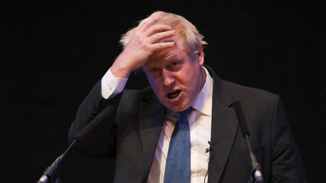Boris Johnson ai ferri corti: il nuovo primo ministro già in autunno